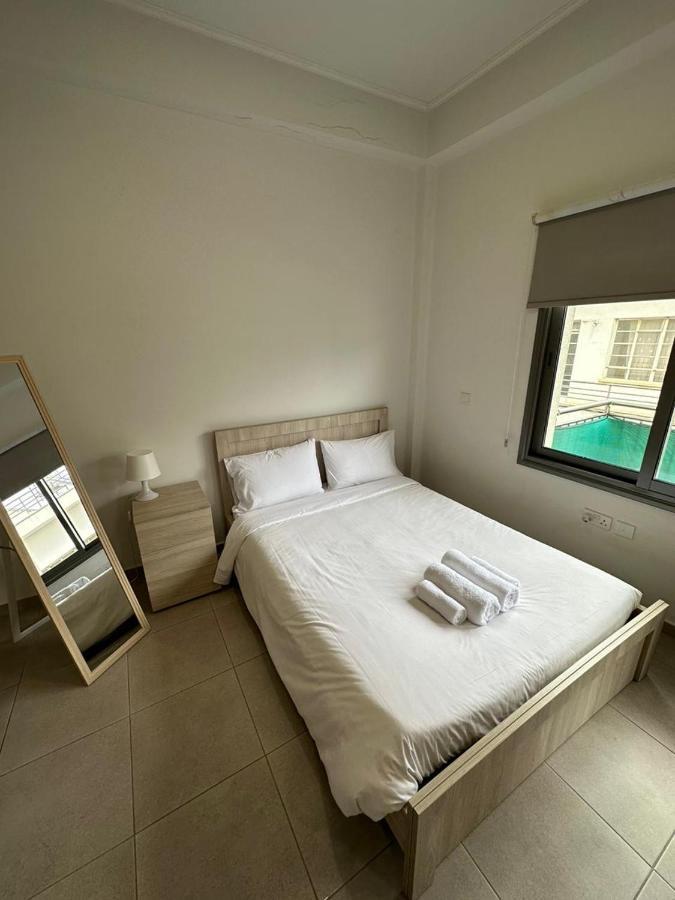 Modern City Center Studio Saripolou Limassol Exteriör bild